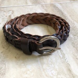 American Eagle thin, braided leather belt